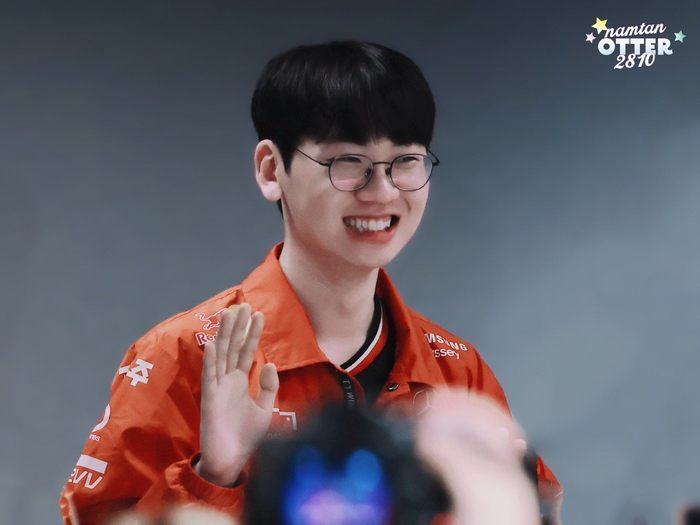 Keria表态想蝉联亚运会金牌，称无离开T1理由|兰兰|Keria-柳珉析|mvp|lpl|文文_新浪娱乐_新浪新闻