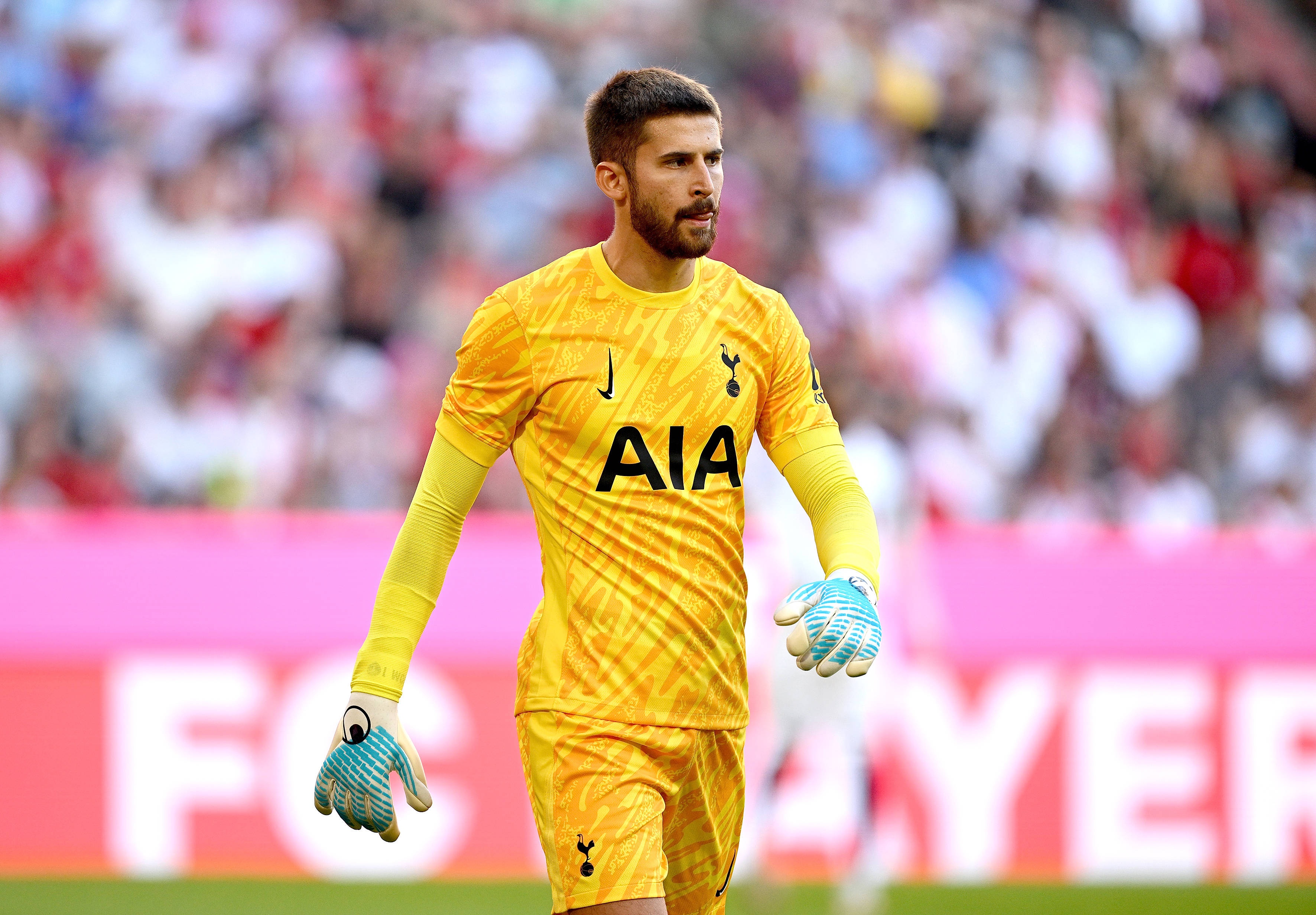 星空体育下载-罗马诺：无论热刺保级还是降级维卡里奥都将转会，球员计划去国米